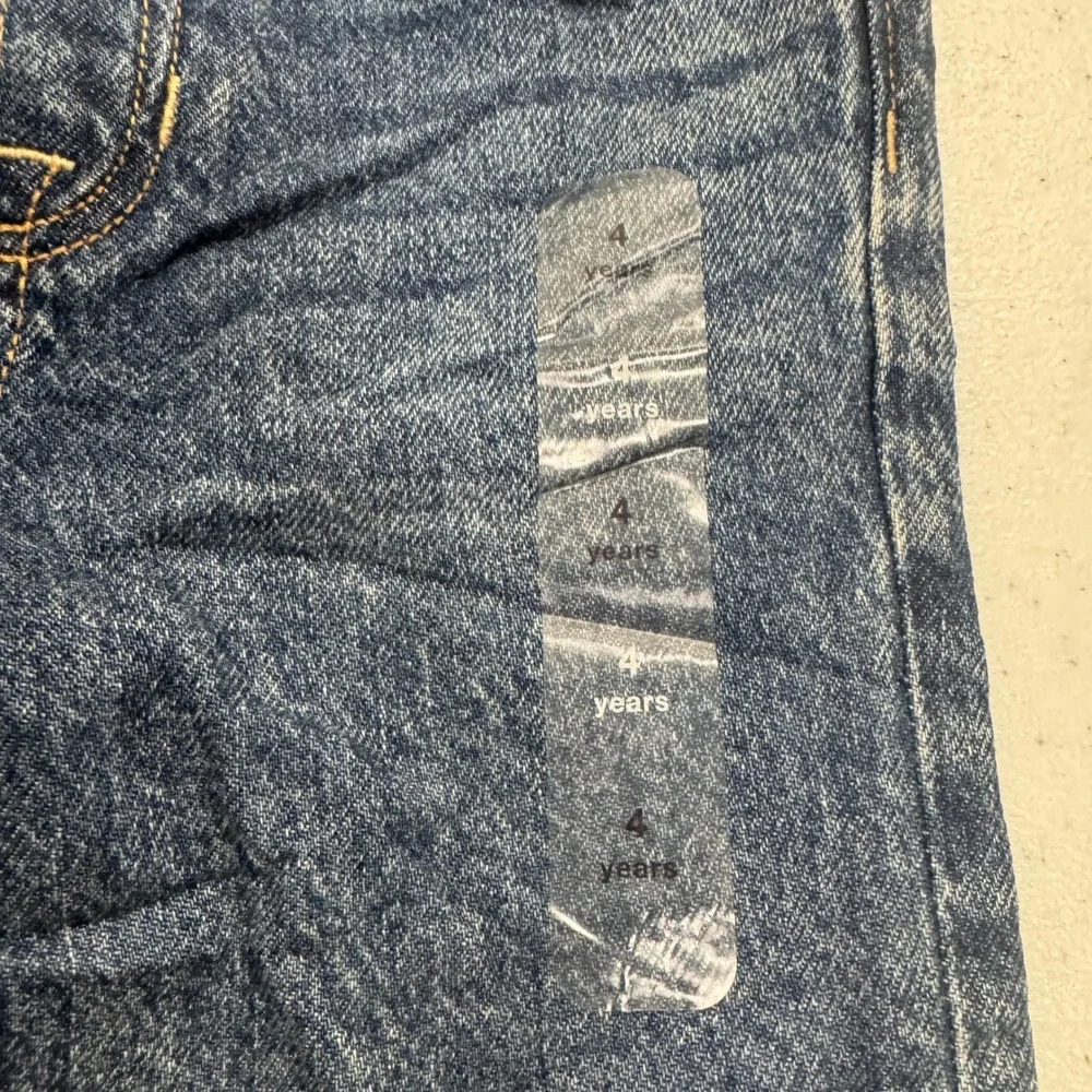 Baby GAP Stride Relaxed Wide Leg Jeans Medium Wash Blue 4 Years NWT